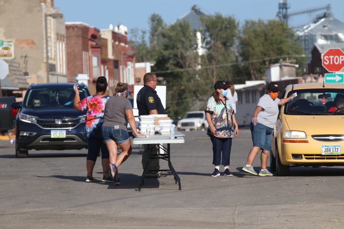 People helping people News, Sports, Jobs TamaToledo News Chronicle